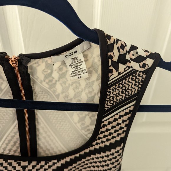 Bar iii - Picture 2 of 3